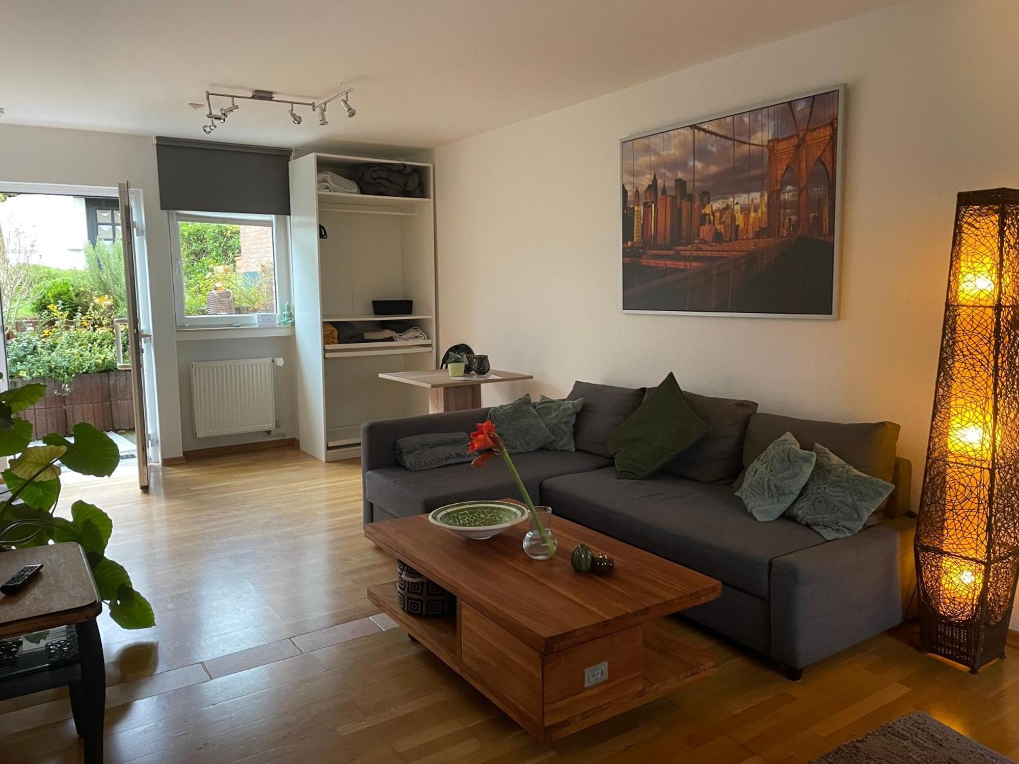 Modernes Appartement Im Gruenen - Stilvoll Und Komfortabel Cologne Exterior photo